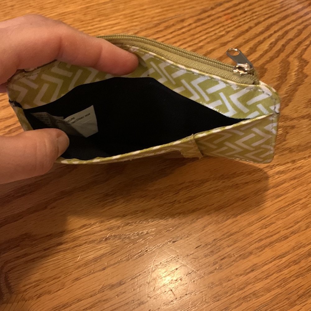 Target wallet - Picture 2 of 10